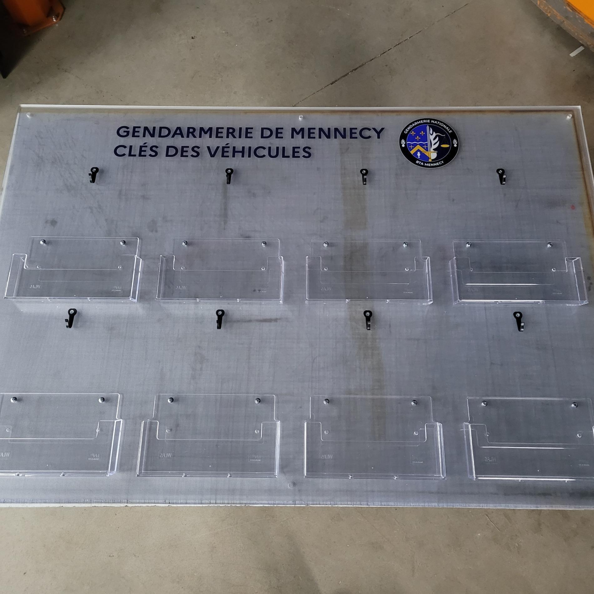 Panneau pour clés et papiers de véhicule - Gendarmerie Mennecy